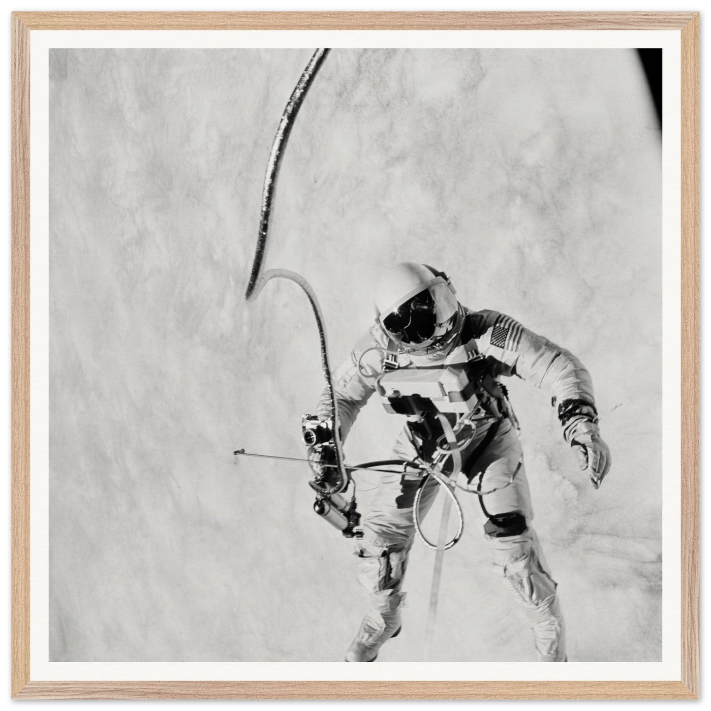 b9043061-b90e-4b2f-97eb-4a7318358cff